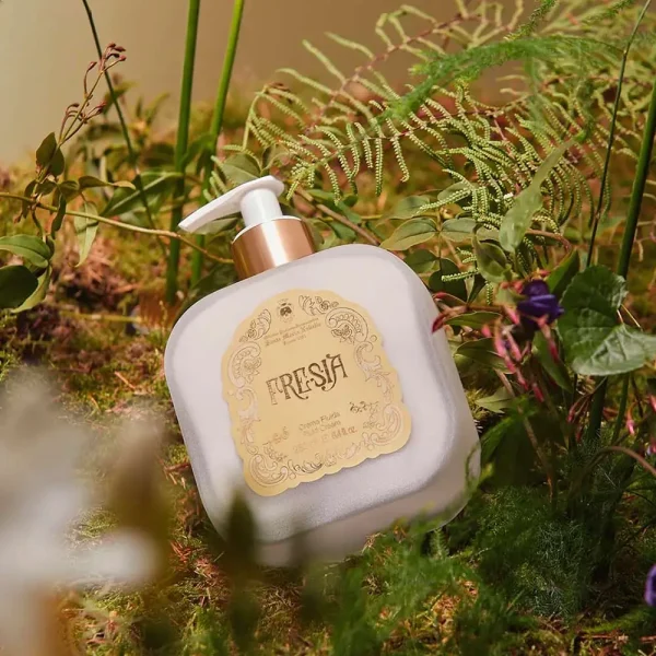 SANTA MARIA NOVELLA - Fresia - Crema Fluida 250ML - immagine 3