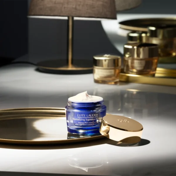 ESTEE LAUDER - Revitalizing Supreme+ Night Intensive Restorative Creme - immagine 2