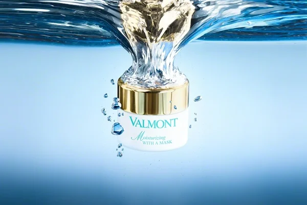 VALMONT - Moisturizing With A Mask - immagine 3